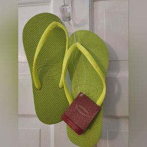Havaianas  Sandals LIME GREEN NWT Womens Size 7/8
